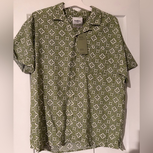 Goodfellow & Co Men's Olive Floral Button Down Shirt - Picture 1 of 2